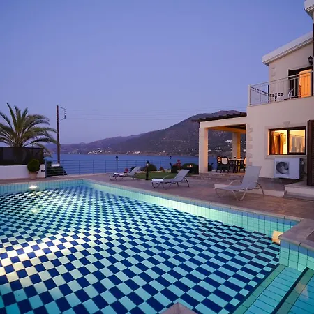 Villa Kalli Pomos
