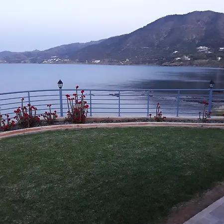 Kalli Πωμός